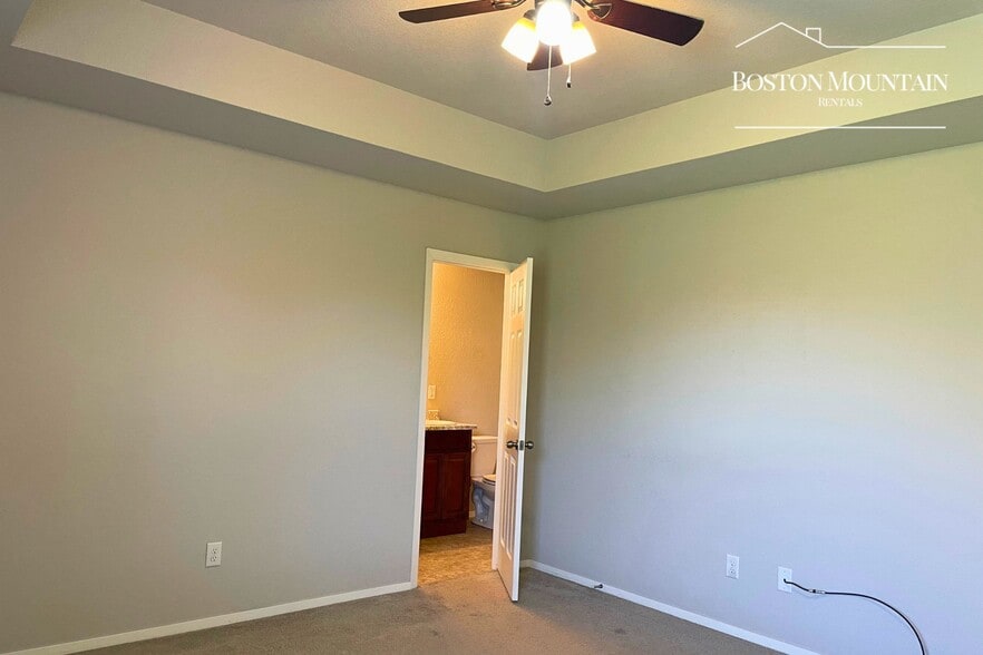 Building Photo - 1380 Brigade Blvd