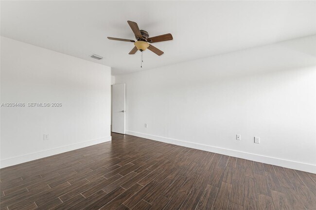 Building Photo - 6768 SW 104th Ave