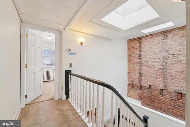Building Photo - 2206 E Baltimore St