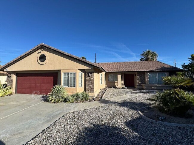 Building Photo - 44060 Dalea Ct