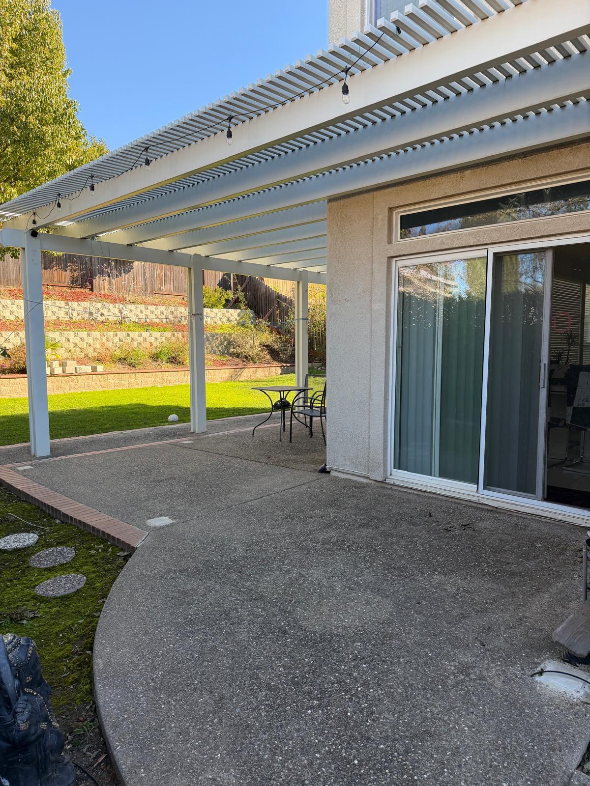 Building Photo - 1084 Huntly Dr