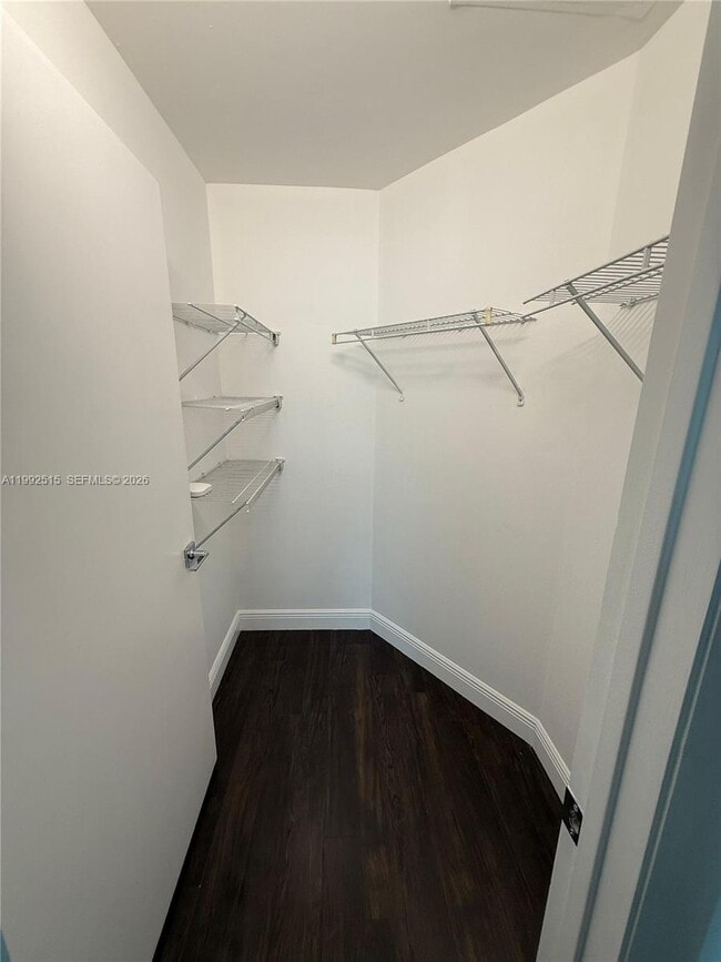 Building Photo - 1900 N Bayshore Dr