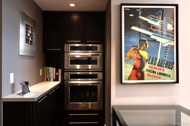 Building Photo - 1 Landmark Sq