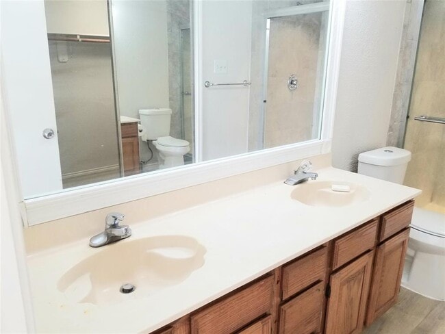 Building Photo - 9315 Bristlebrook Dr