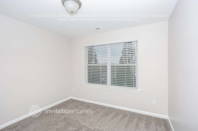 Building Photo - 890 Windy Falls Dr