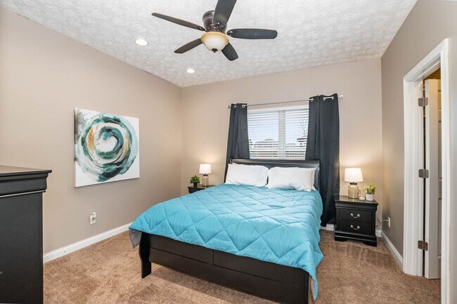 Building Photo - New! Large home in Great suburban neighborhood.