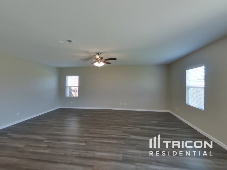 Building Photo - 5637 Cookstown Ln