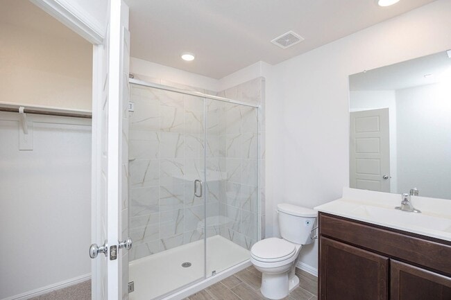 Building Photo - 105 Corcovado Ave