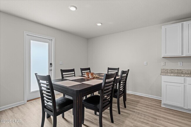 Building Photo - 6568 Slabinski Ln