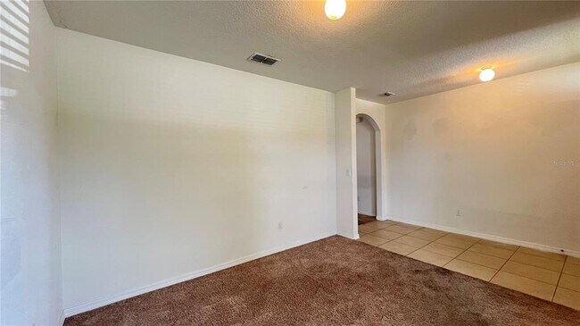 Building Photo - 3670 Maidencain St
