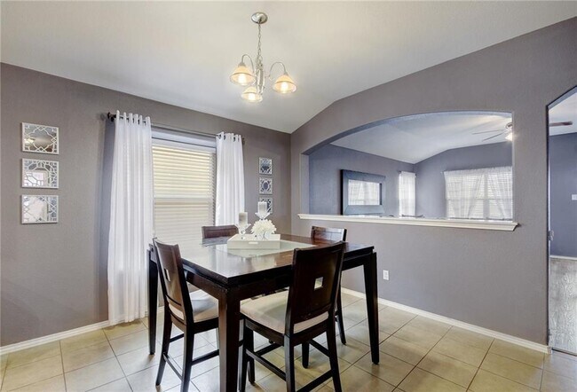 Building Photo - 1036 Estival Dr