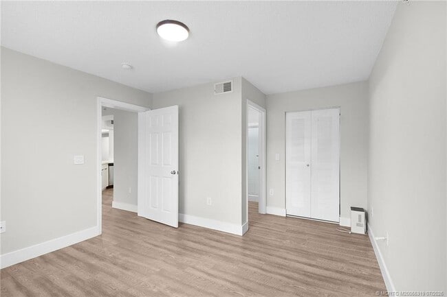 Building Photo - 3765 NW Mediterranean Ln