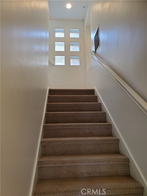 Building Photo - 2676 Dietrich Dr
