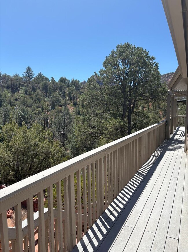 Building Photo - Unfurnished, 1-year long-term rental, Procure Only