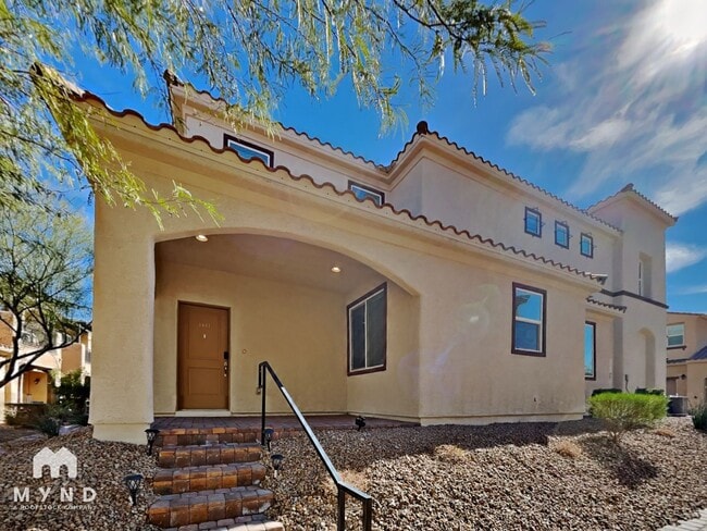 Building Photo - 1041 Via Lombardi