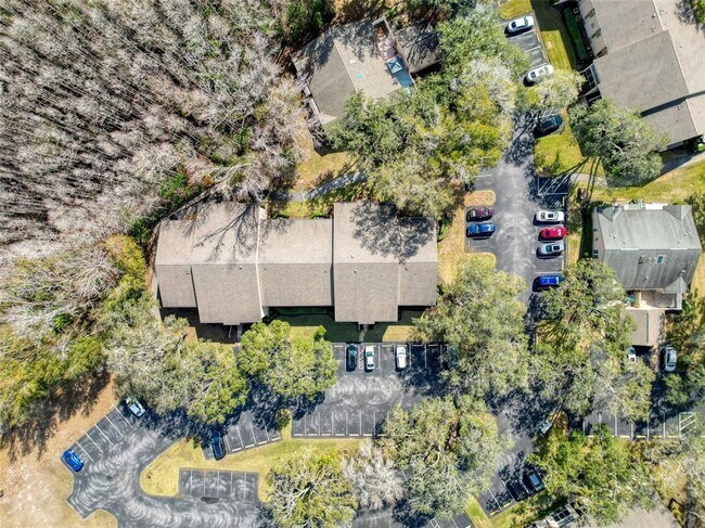 Building Photo - 12218 Fox Chase Dr