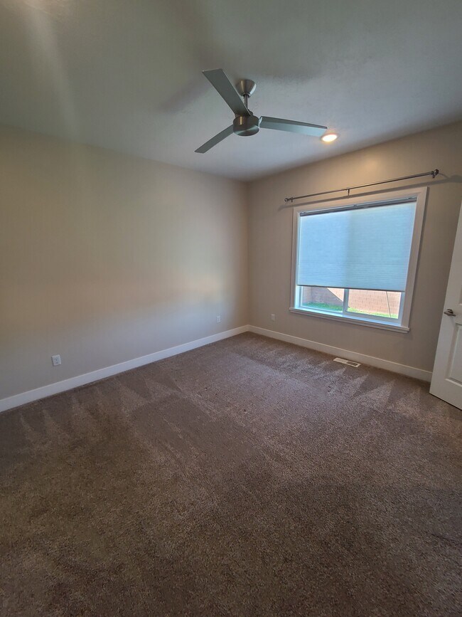 Building Photo - 2156 War Admiral Ln