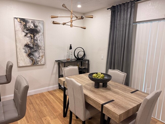 Building Photo - 5130 Elmhurst Rd