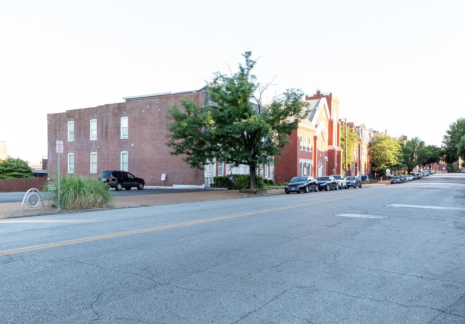 Building Photo - 2401 S 12th St