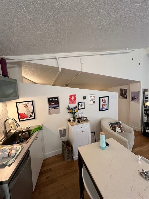 Building Photo - 12 Stoneholm St