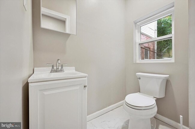 Building Photo - 1703 N Lambert St