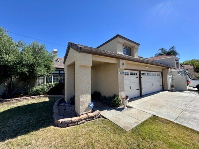 Building Photo - Spacious 5 Bedroom Home in Menifee Lakes with a 3 Car Garage for Lease!