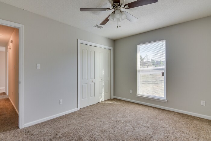 Building Photo - 3459 Linderwood Dr