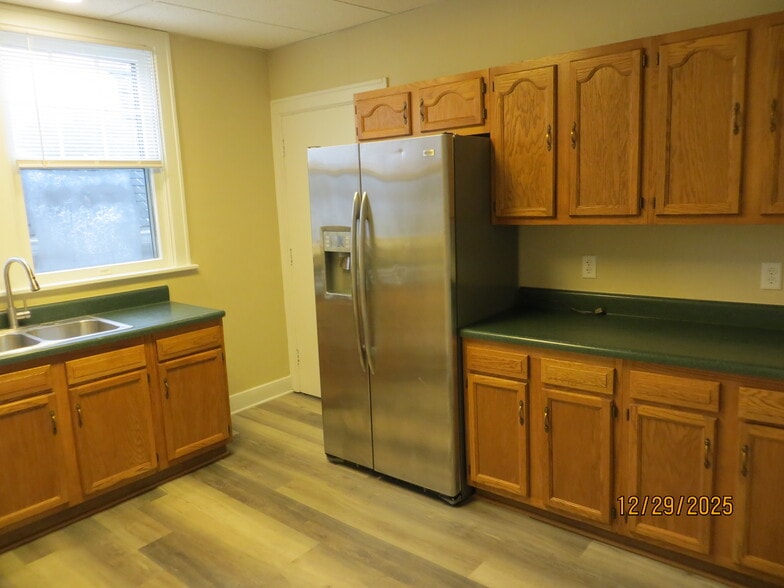 Kitchen - 107 W 3rd St