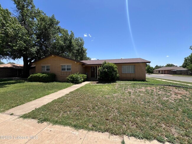 Primary Photo - 4437 77th St