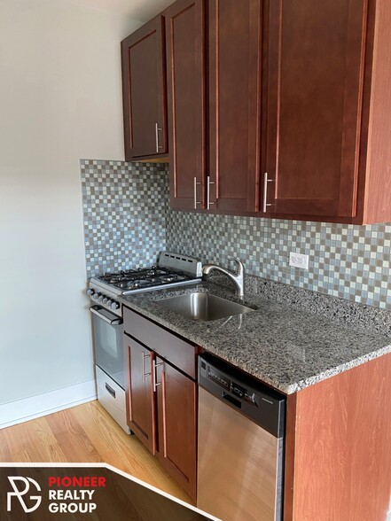 Building Photo - 2907 N Mildred Ave