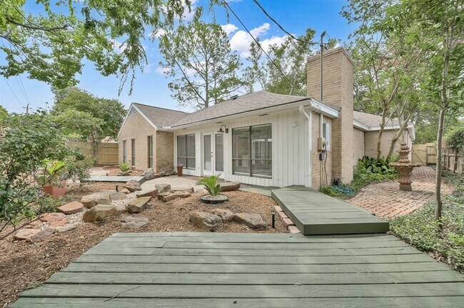Building Photo - 12326 Rocky Knoll Dr