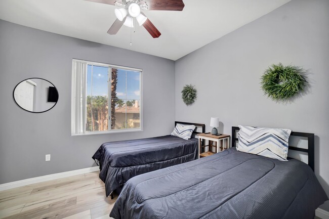 Building Photo - NEWLY RENOVATED AND FULLY FURNISHED CONDO ...