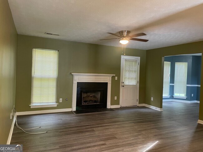 Building Photo - 6190 Glacier Run