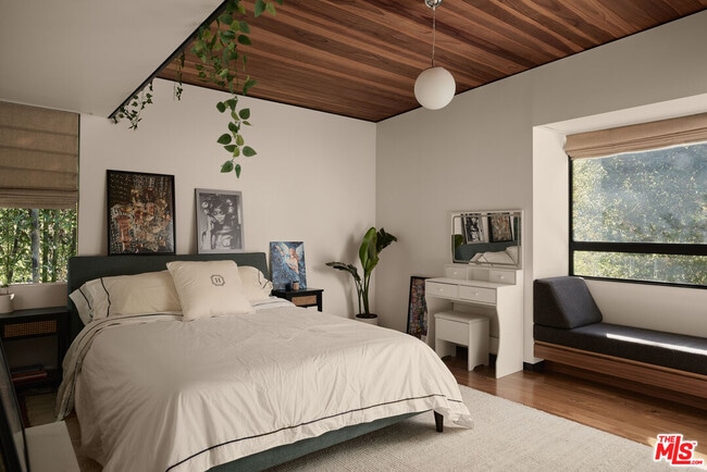 Building Photo - 2496 Mandeville Canyon Rd