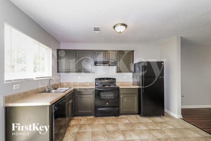 Building Photo - 10045 Branley Oak Dr