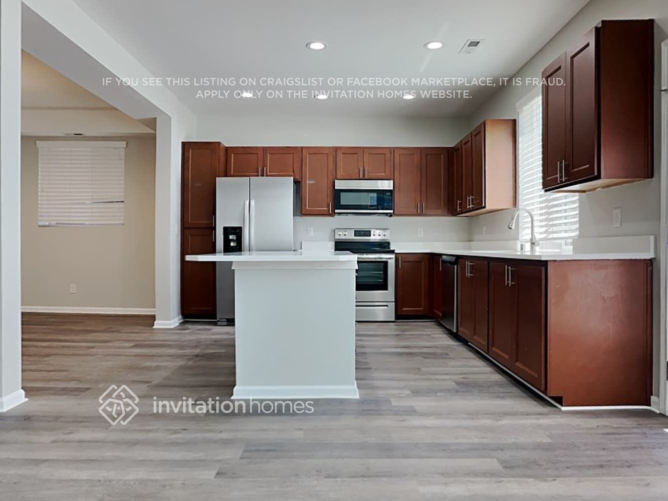 Building Photo - 3139 Vista Verde Ln SW