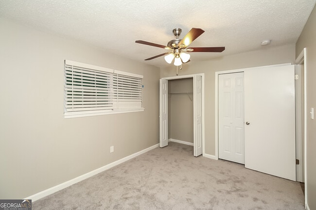 Building Photo - 6745 Buckhurst Trail