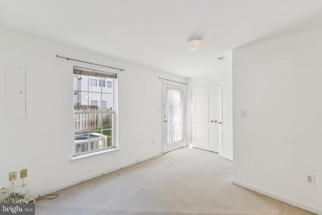 Building Photo - 13965 Sawteeth Way