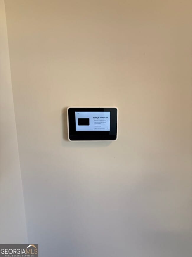 Building Photo - 6327 Ellenwood Dr