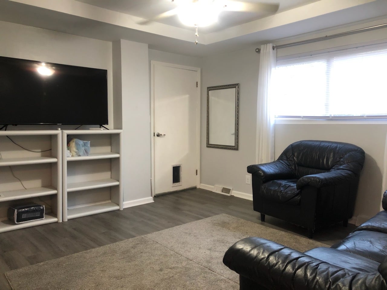 Living room - 108 Orris St