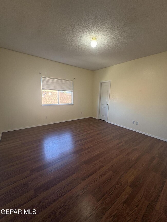 Building Photo - 2333 Hannah Leigh St