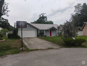 Building Photo - Beautiful Ocala Home