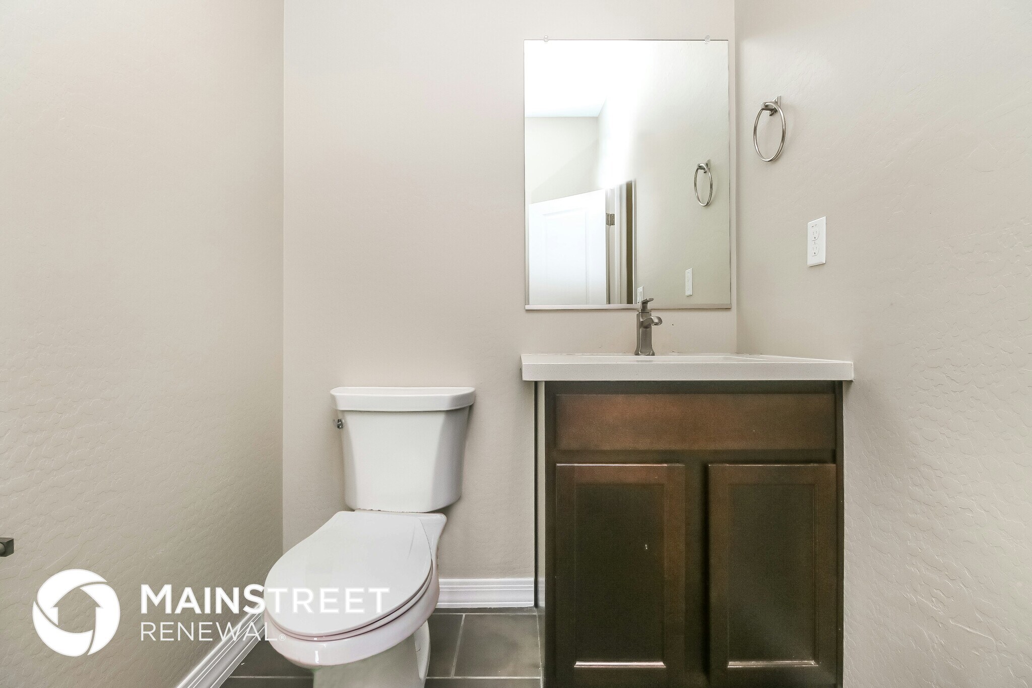 Building Photo - 2000 N 36th St