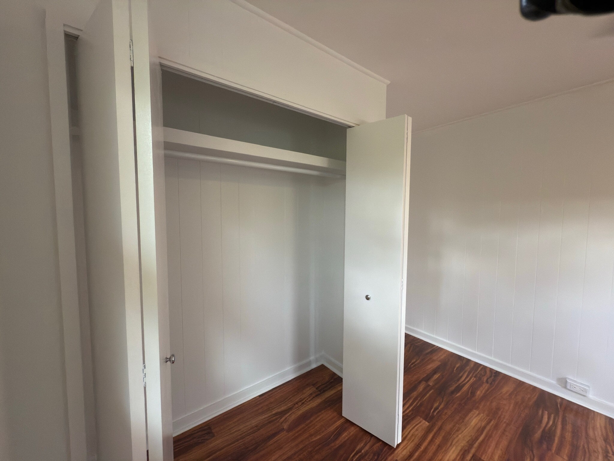 Closet - 241 Hualani St