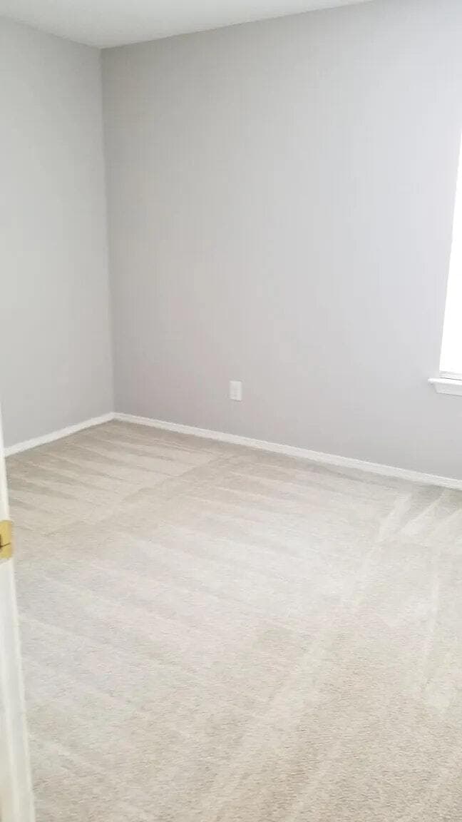 Building Photo - 6120 Crayford Dr