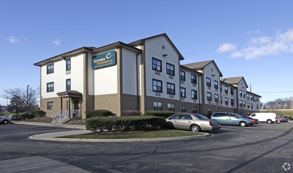 Furnished Studio Edison 1 Fieldcrest Ave Edison NJ 08837