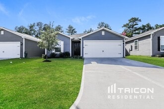 Building Photo - 27016 Leonardo Dr