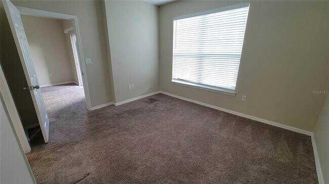 Building Photo - 3702 Palm Desert Ln