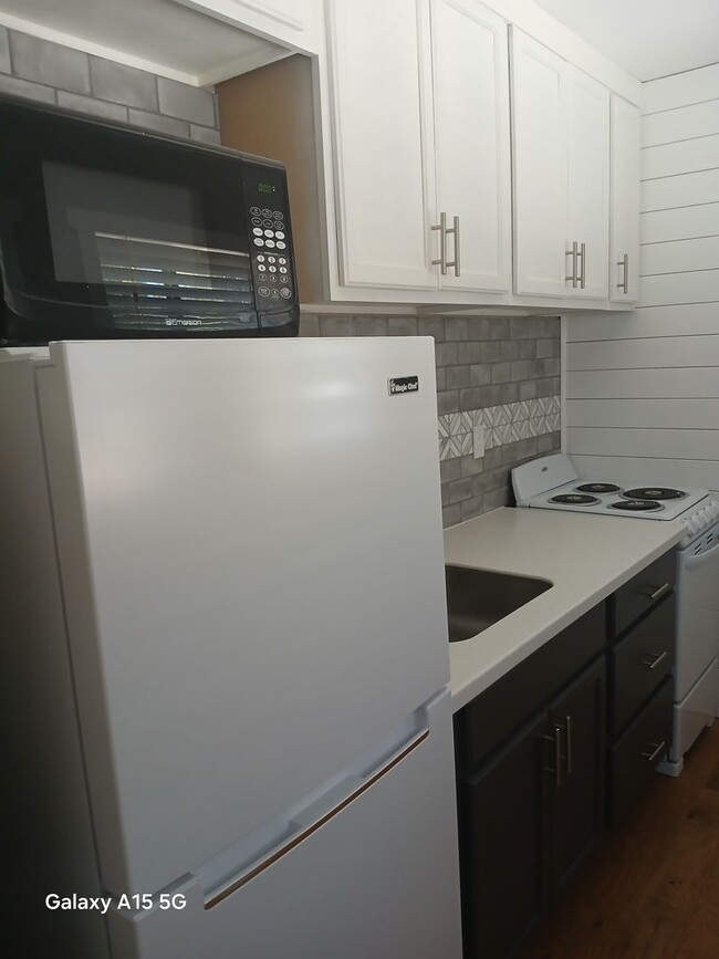 Building Photo - Powder Village Condominiums Unit A8