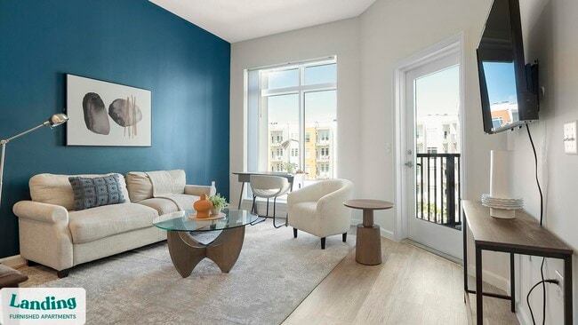 Building Photo - 5256 International Dr